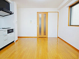 パルクヴェール緑地公園 204 2階2LDKのリビング/ダイニング