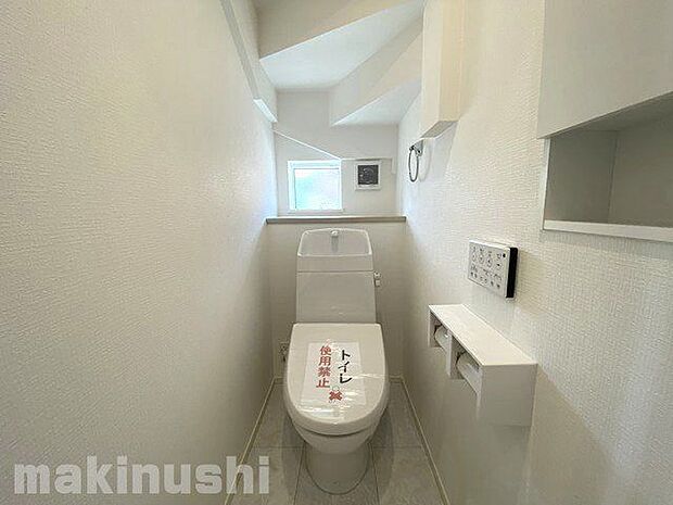 トイレは各階に完備!万が一、故障などの際にも2つあると便利です!