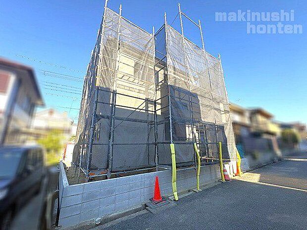 お家の裏側になります(南西側)※12月6日現在のお写真です