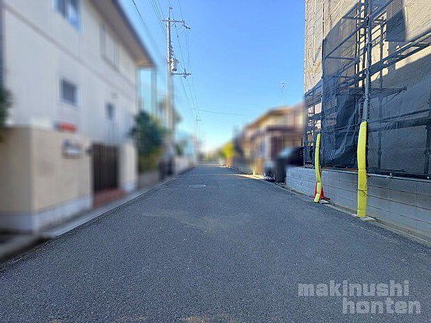 南西側の道路になります。