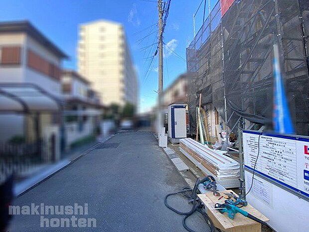 前面道路幅は約4.7mございますので、お車の通行もスムーズでいいですね♪