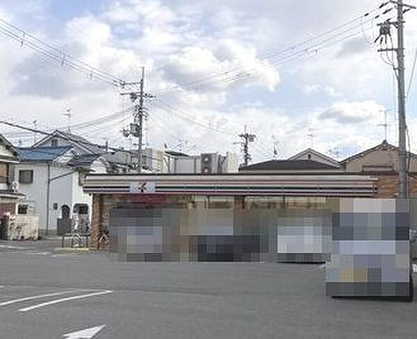 セブンイレブン羽曳野高鷲店 徒歩8分。 600m