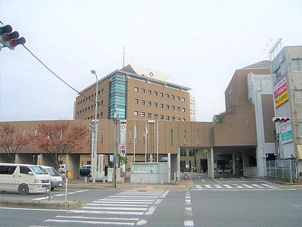 松原市役所 徒歩13分。 1010m