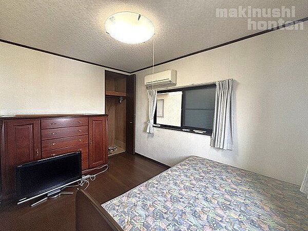 3階6帖の洋室部分です♪（北側）北側にも現状建物がなく、風通し良好です♪