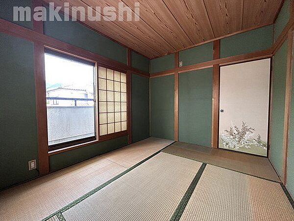 2階の和室部分です♪障子越しの柔らかい陽が入ります＾＾