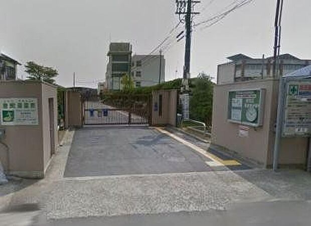 堺市立美原西中学校 徒歩13分。 1000m