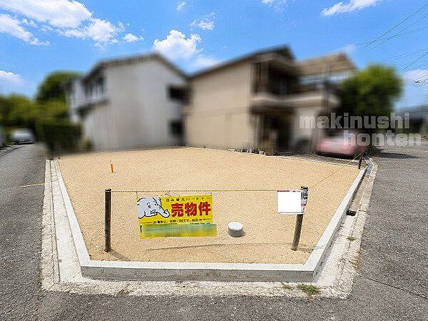 まずは資料だけ欲しいという方も大歓迎です！ご自身で見に行きたいという方は場所をお伝えさせていただきます。お問い合わせは【本店営業部】までお気軽にお問い合わせくださいませ。