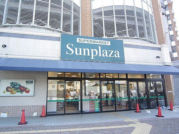 サンプラザ柏原店 徒歩21分。 1640m