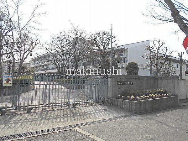 富田林市立藤陽中学校 徒歩13分。 970m