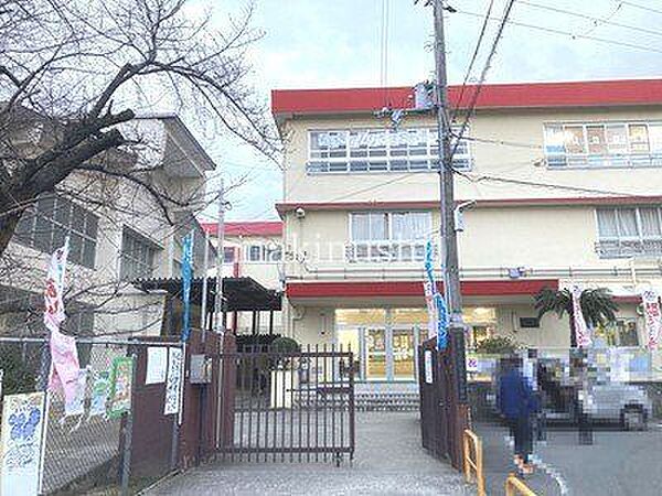藤井寺市立道明寺南小学校 徒歩11分。 830m