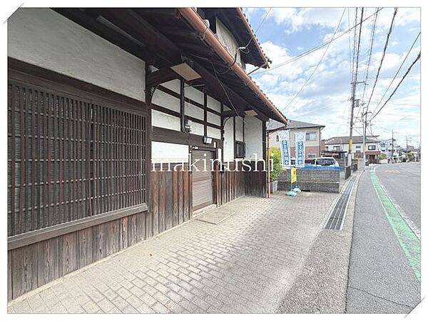 現地をご確認されたい場合は、現地までの送迎も承っております♪ご自分で現地までいかれる際は場所をお知らせいたします♪ぜひお問合せください♪