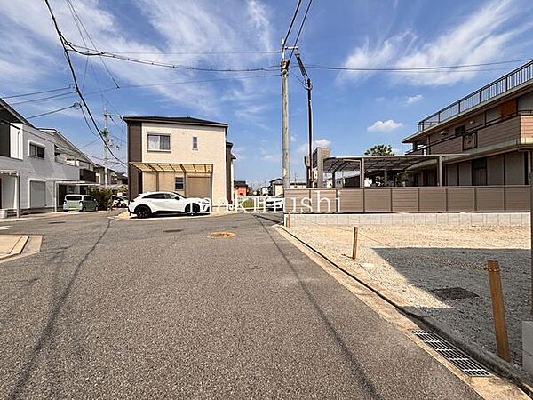 現地をご確認されたい場合は、現地までの送迎も承っております♪ご自分で現地までいかれる際は場所をお知らせいたします♪ぜひお問合せください♪