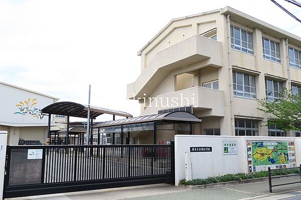 堺市立金岡小学校 徒歩14分。 1090m