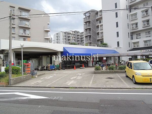 サンプラザ金岡店 徒歩15分。 1200m