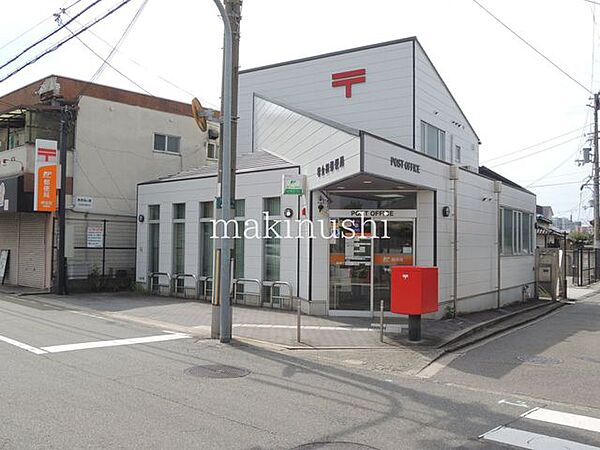 堺金田郵便局 徒歩9分。 710m
