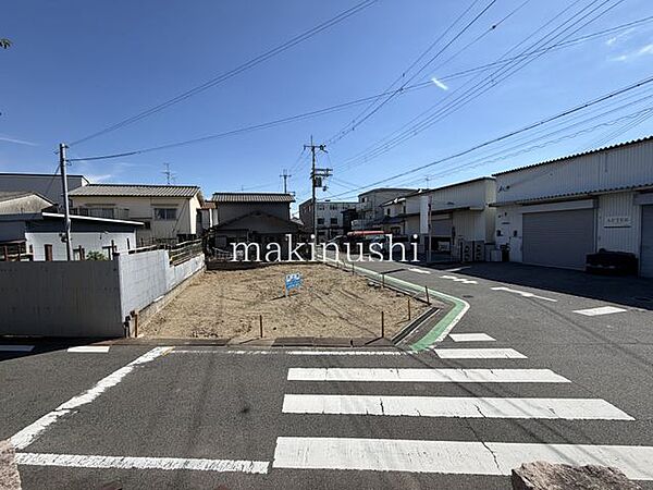 建築条件無しの土地なのでお好きなハウスメーカーで建築できます！一生に一度のマイホームならではのこだわりを実現できます！