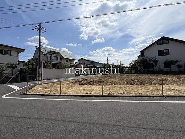 建築条件無しの土地なのでお好きなハウスメーカーで建築！一生に一度のマイホームならではのこだわりを実現できます！