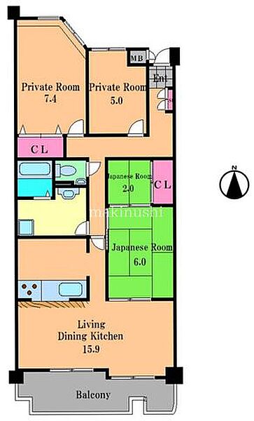 宅内には段差がほぼ無く、トイレやバスルームに手すりがございます♪マンションにはエレベーターが3機あるので昇降も便利♪足の悪い方でも無理なくすごせます♪