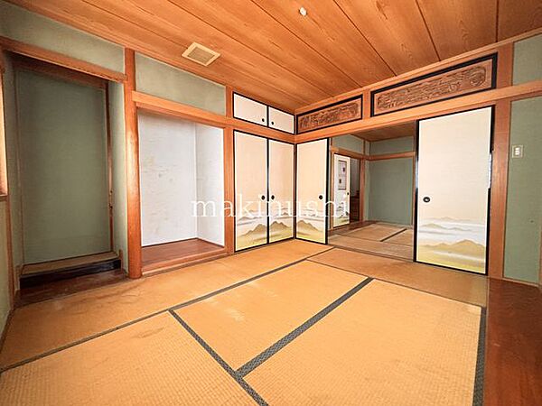 室内