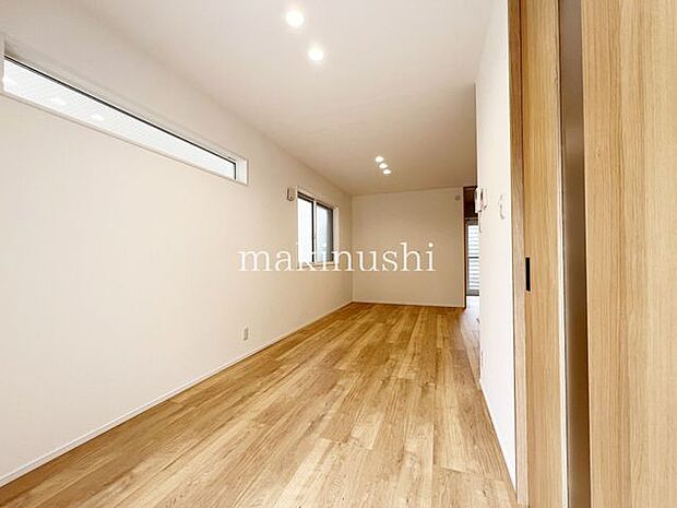 まずは資料だけほしいという方も大歓迎！不動産のことなら創業40年以上の当社にぜひお任せください♪