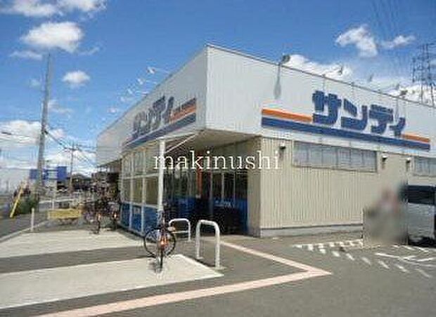 サンディ堺長曽根店 徒歩10分。 770m