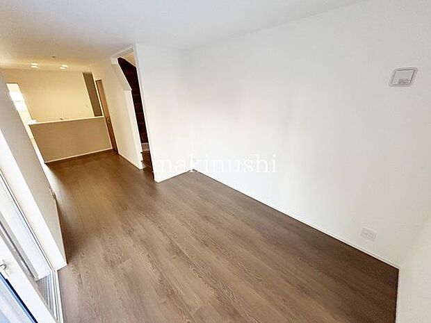 まずは資料だけほしいという方も大歓迎!不動産のことなら創業40年以上の当社にぜひお任せください♪