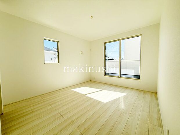 令和7年9月に完成の新築！住宅性能評価取得住宅です♪全棟が駐車2台可能です！ぜひ現地をご覧ください♪