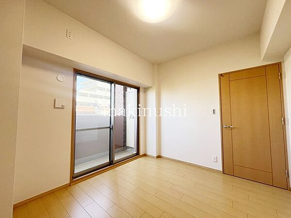三方引き回しバルコニーの3LDK！近鉄南大阪線「藤井寺」駅より徒歩8分の便利な立地です♪