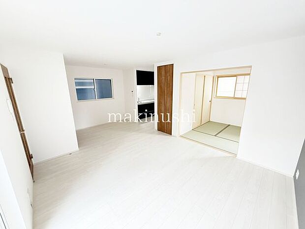 まずは資料だけほしいという方も大歓迎！不動産のことなら創業40年以上の当社にぜひお任せください♪