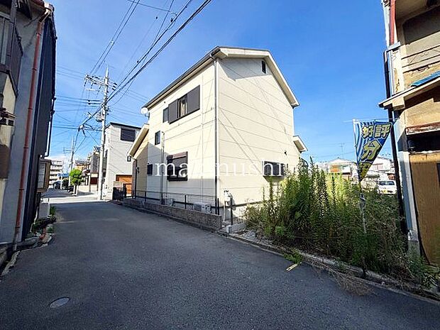 2階リビングの3階建の木造新築!藤井寺駅より徒歩13分の立地!まずは資料だけほしいという方も大歓迎!