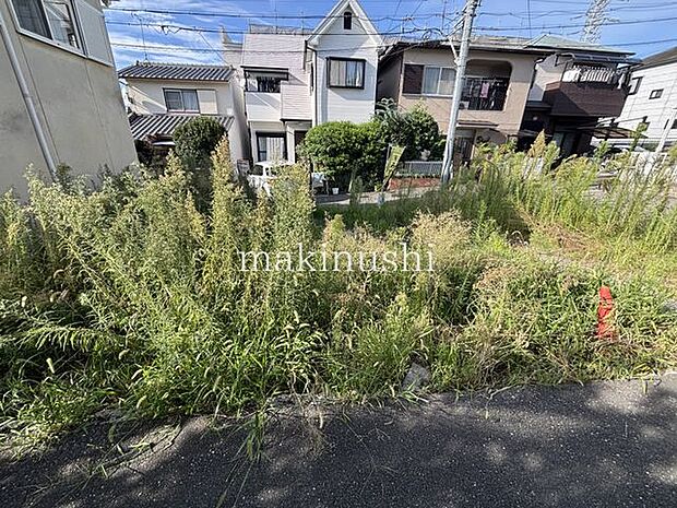 リビング階段で家族の動きのわかりやすい間取り!コミュニケーションがとりやすい新築のお家です♪