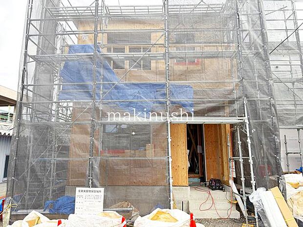 1階リビング、2階居室のみとプライベートスペースが確立された間取♪全居室収納付きで整理整頓ばっちり♪