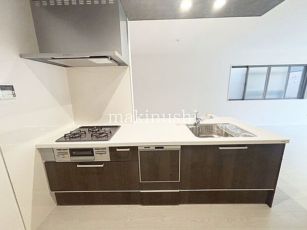 浴室暖房乾燥機や食洗機と便利な設備も充実のお家！毎日の家事の時間短縮に♪忙しいお父さん・お母さんの味方です♪