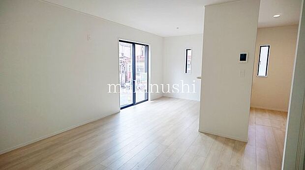 生活便利な立地です♪河内天美駅までの道のりには複数スーパーがあり、お得にお買い物ができますね♪