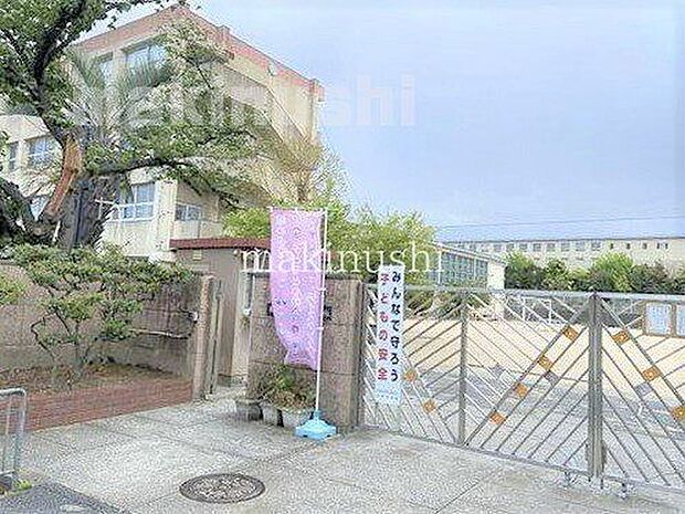 松原市立天美南小学校 徒歩6分。 440m