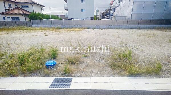 建築条件無しの土地なのでお好きなハウスメーカーで建築できます！一生に一度のマイホームならではのこだわりを実現できます。