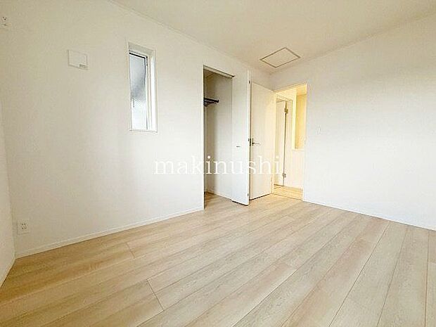 まずは資料だけほしいという方も大歓迎！不動産のことなら創業40年以上の当社にぜひお任せください♪