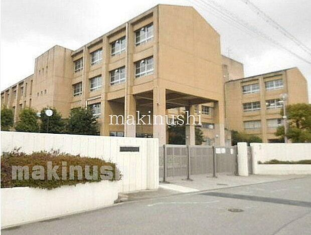 松原市立松原第七中学校 徒歩20分。 1600m