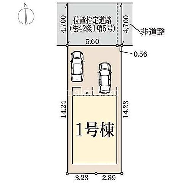 駐車場は並列で2台分あり!横並びなので来客時などのお車の出し入れにも便利です♪前面道路は幅員4.7mの幅がございます♪