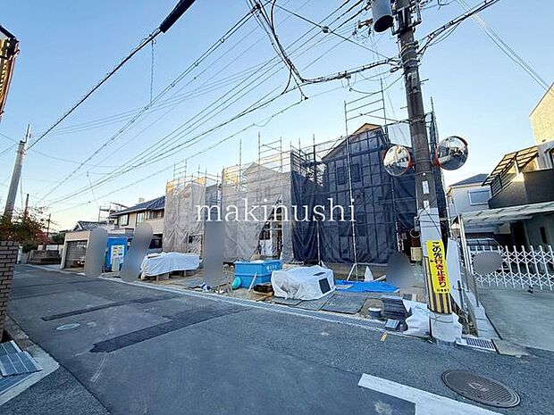 3区画限定分譲の新築戸建て！2026年1月完成予定です！全棟に並列で駐車場2台分ございます♪ぜひお問合せください♪