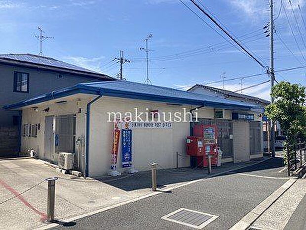 羽曳野野々上郵便局 徒歩3分。 210m