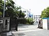 周辺：羽曳野市立峰塚中学校 徒歩30分。 2370m