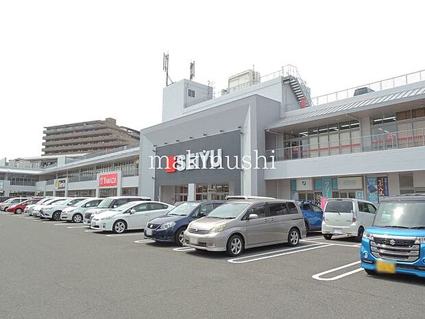 西友上野芝店 徒歩8分。 600m