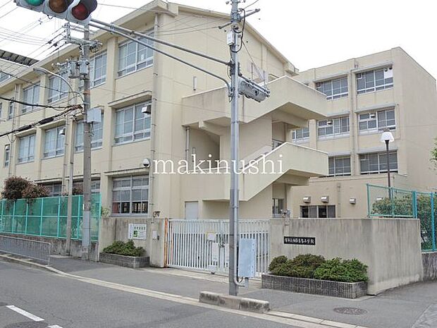 堺市立西百舌鳥小学校 徒歩6分。 480m
