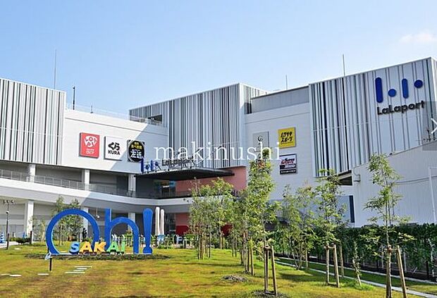 ららぽーと堺 徒歩11分。 850m