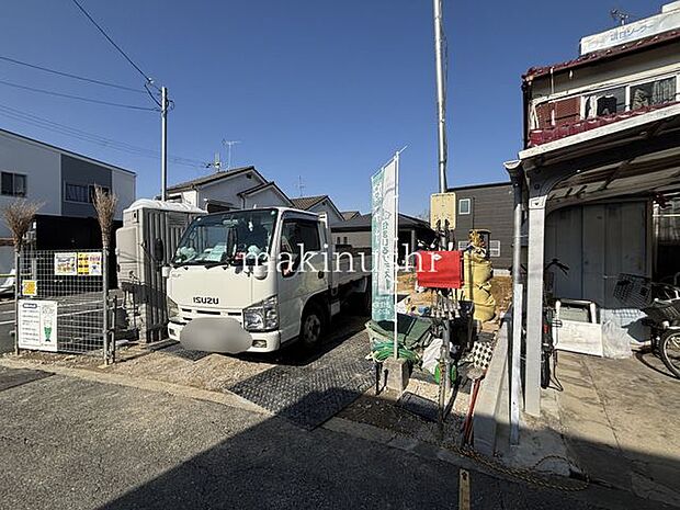 解体中！2026年4月に新築戸建て完成予定です♪全居室収納付き！2階主寝室には2帖のウォークインクローゼット付き！