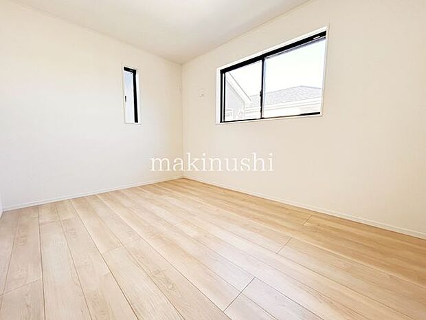 1階リビング、2階は居室のみとプライベートスペースが確立された間取♪資料だけほしいという方も大歓迎です!ぜひお問合せください♪