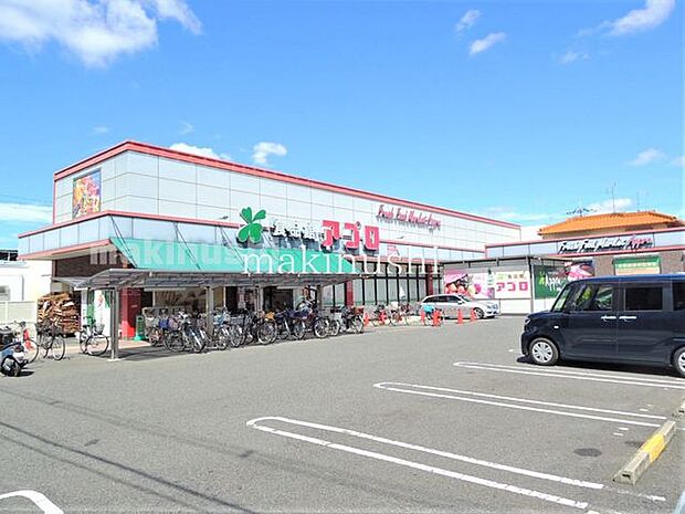 食品館アプロ松原店 徒歩7分。 550m
