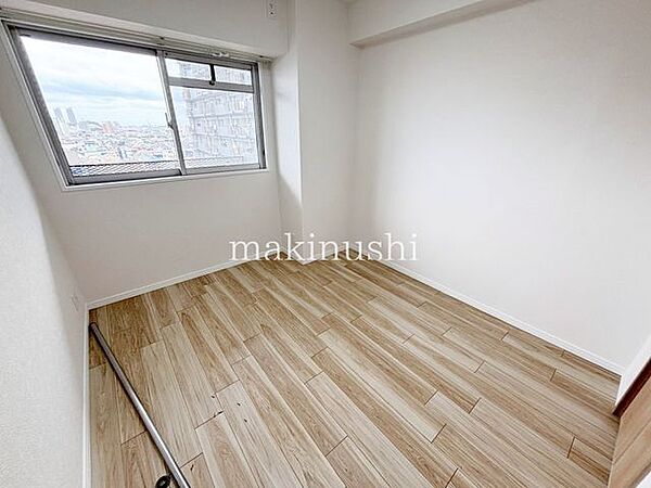 マンション暮らしには嬉しい全居室に窓ありの間取なので、採光通風良好です♪どのお部屋でも心地よくすごせます♪
