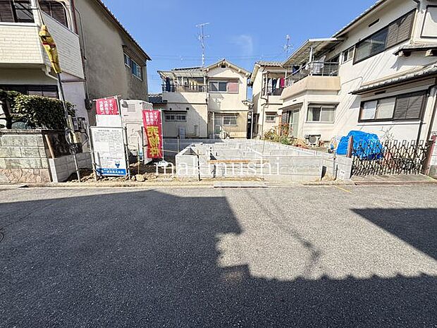 1階リビング、2階は居室のみとプライベートスペースが確立された間取♪各所収納充実！ウォークインクローゼット2ヶ所にファミリークローゼットもあり！